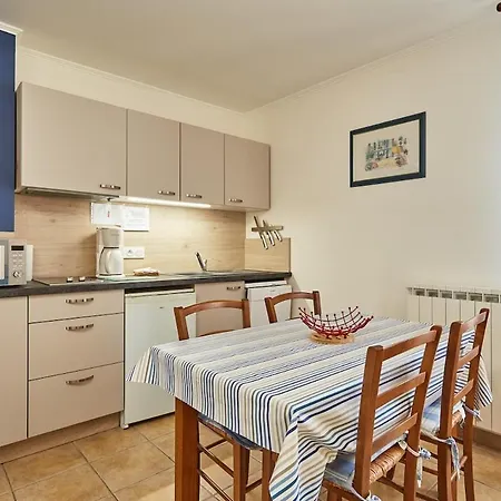 Petit Juno Holiday home *